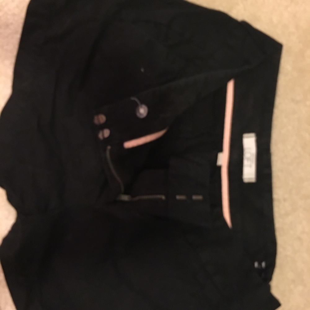 Shorts - Picture 3 of 8